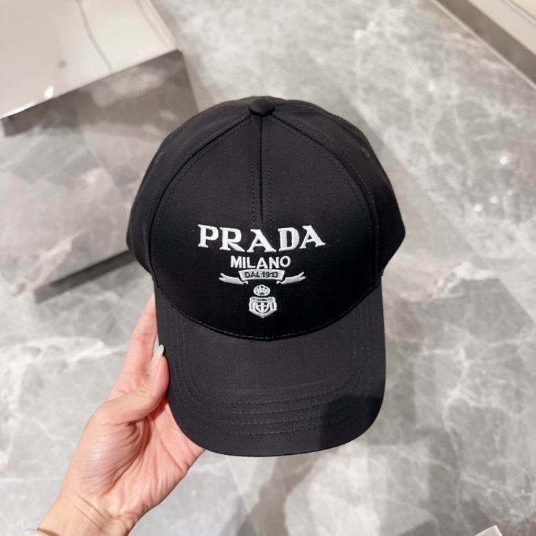 Prada Cap dxn (1)